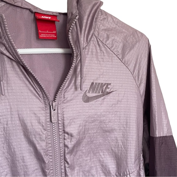 Nike Windrunner Windbreaker Jacket - Picture 3 of 10